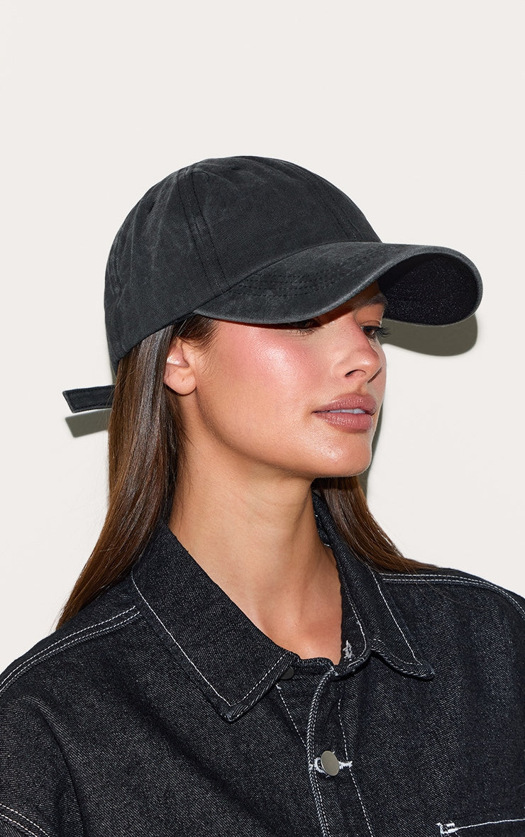 https://cdn-img.prettylittlething.com/8/c/d/3/8cd33abc5de1861f8aa607c10e26594072723f1e_CNI1862_3_black_washed_denim_cap.jpg