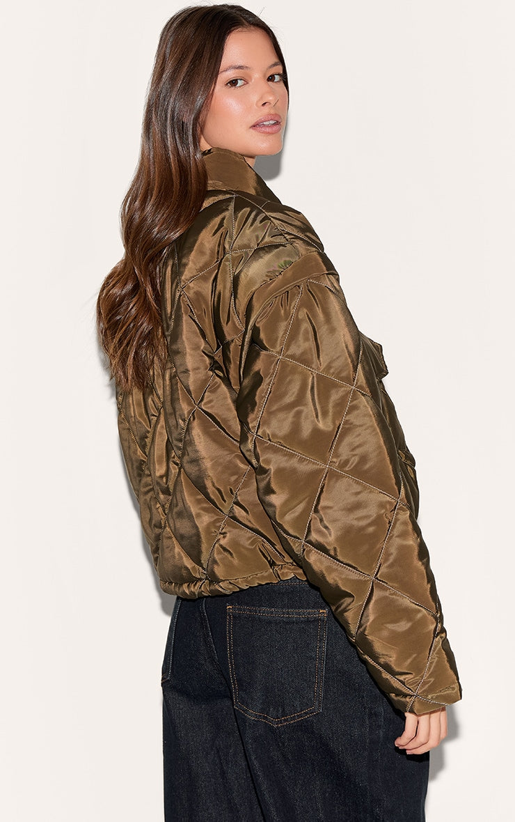 https://cdn-img.prettylittlething.com/a/4/8/9/a489fb4d48e1e71bdb5e85b4b85869d59e4ffd2b_CNL8602_2_khaki_cropped_quilted_jacket.jpg